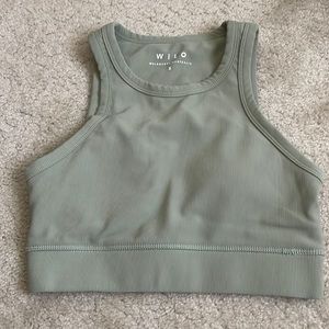 Wilo High Neck Sports Bra